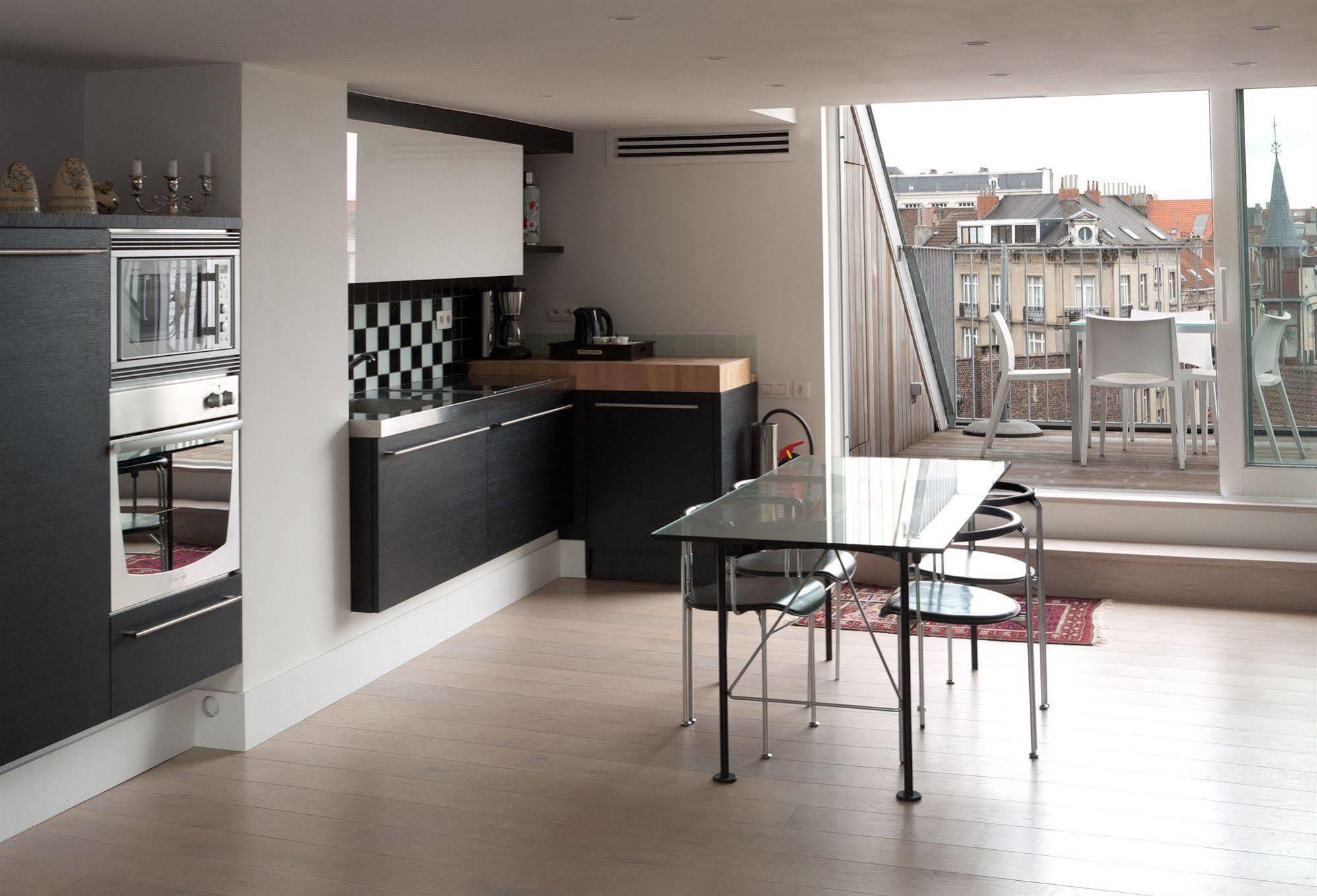 B&B Maison Az Saint-Gilles Eksteriør billede